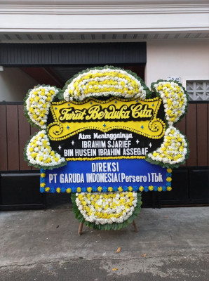 Papan Bunga Duka di Salubattang